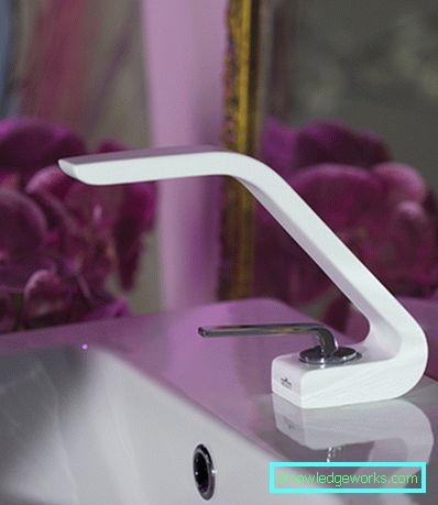 Bijele slavine za umivaonik: pregled raspona i kriteriji odabira