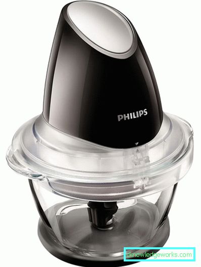 Blender s posudom Blender s posudom