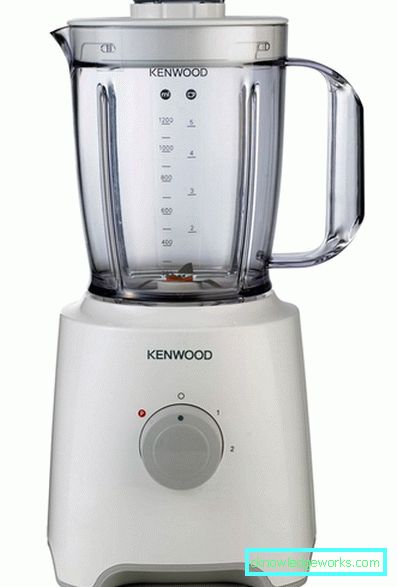 Blender s posudom Blender s posudom